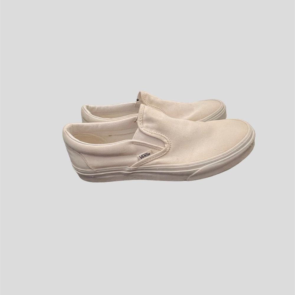 Vans white slip-on unisex shoes men's 8.5 and women's 10